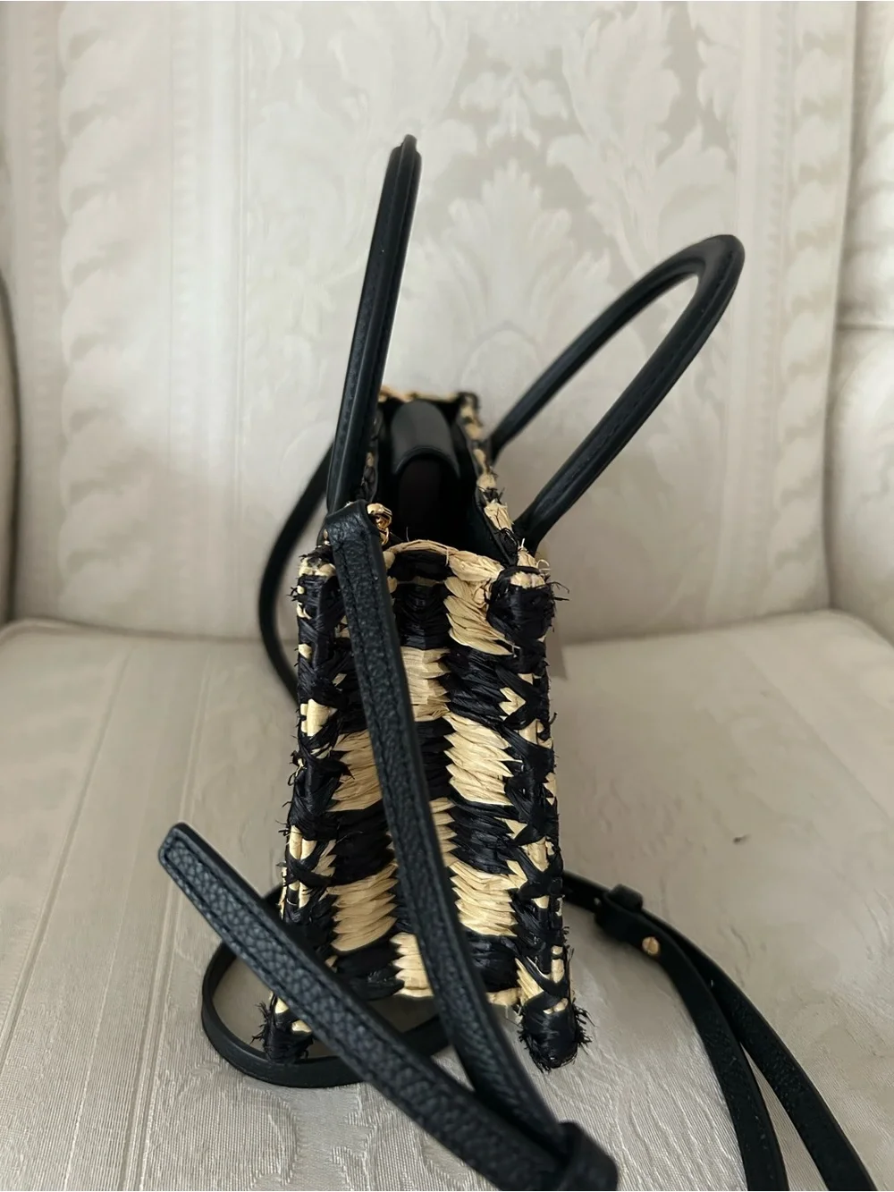 So unique! Tory Burch ELLA HAND-CROCHETED EAST-WEST TOTE - Picture 12 of 12